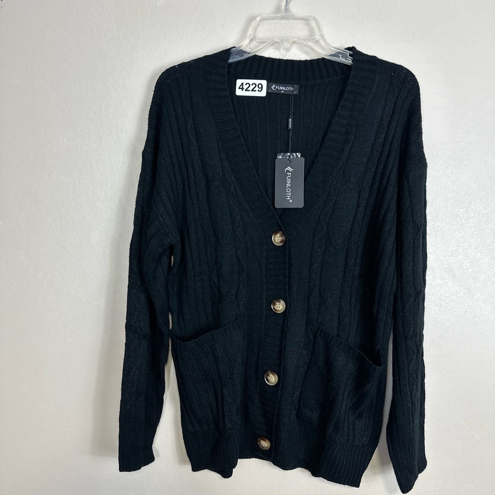 Fuinloth med cardigan black sweared nwt. V neck p2p 20 length 27 oversized
